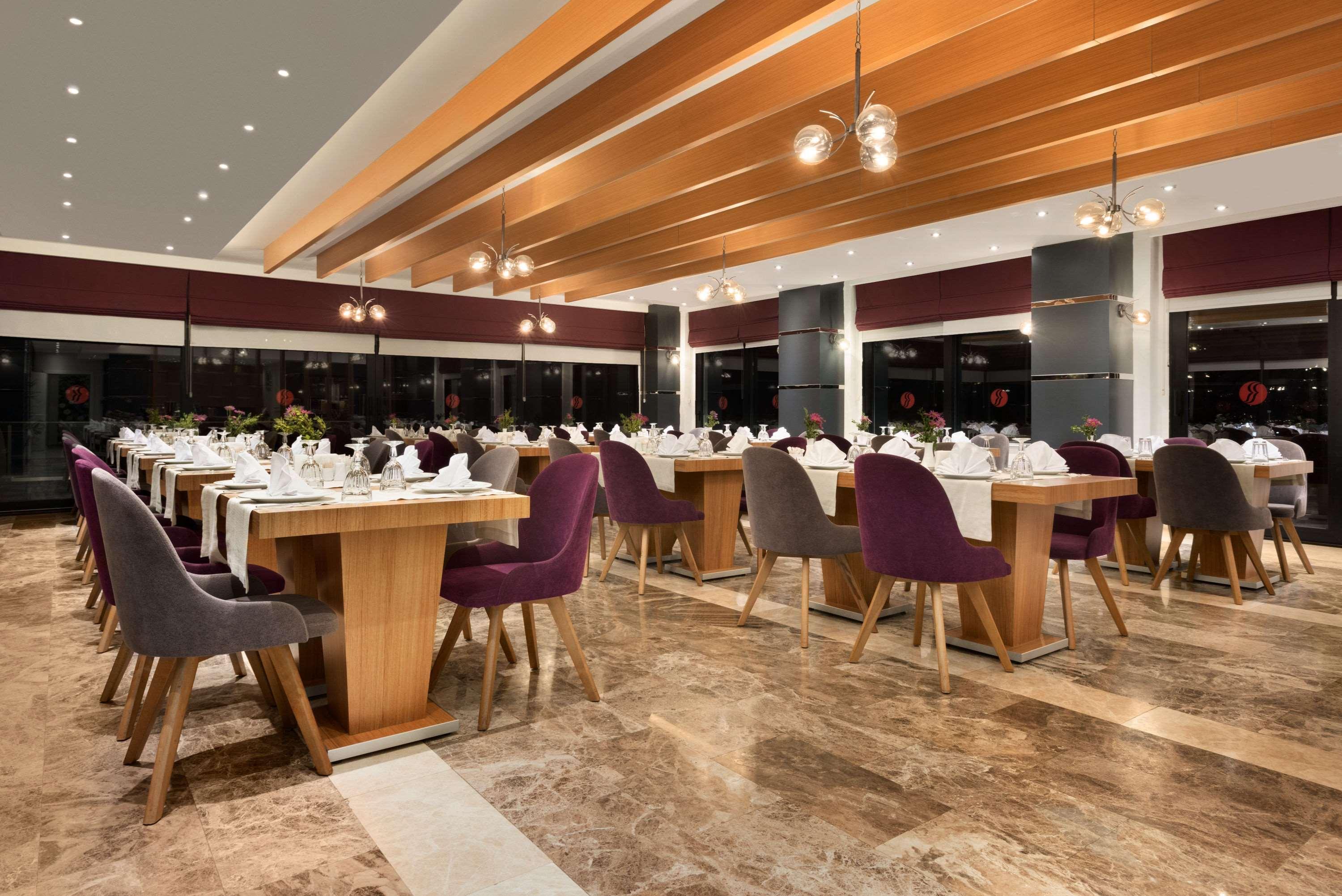 Hotel Ramada Giresun Piraziz Esterno foto