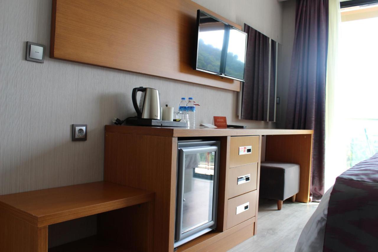 Hotel Ramada Giresun Piraziz Esterno foto
