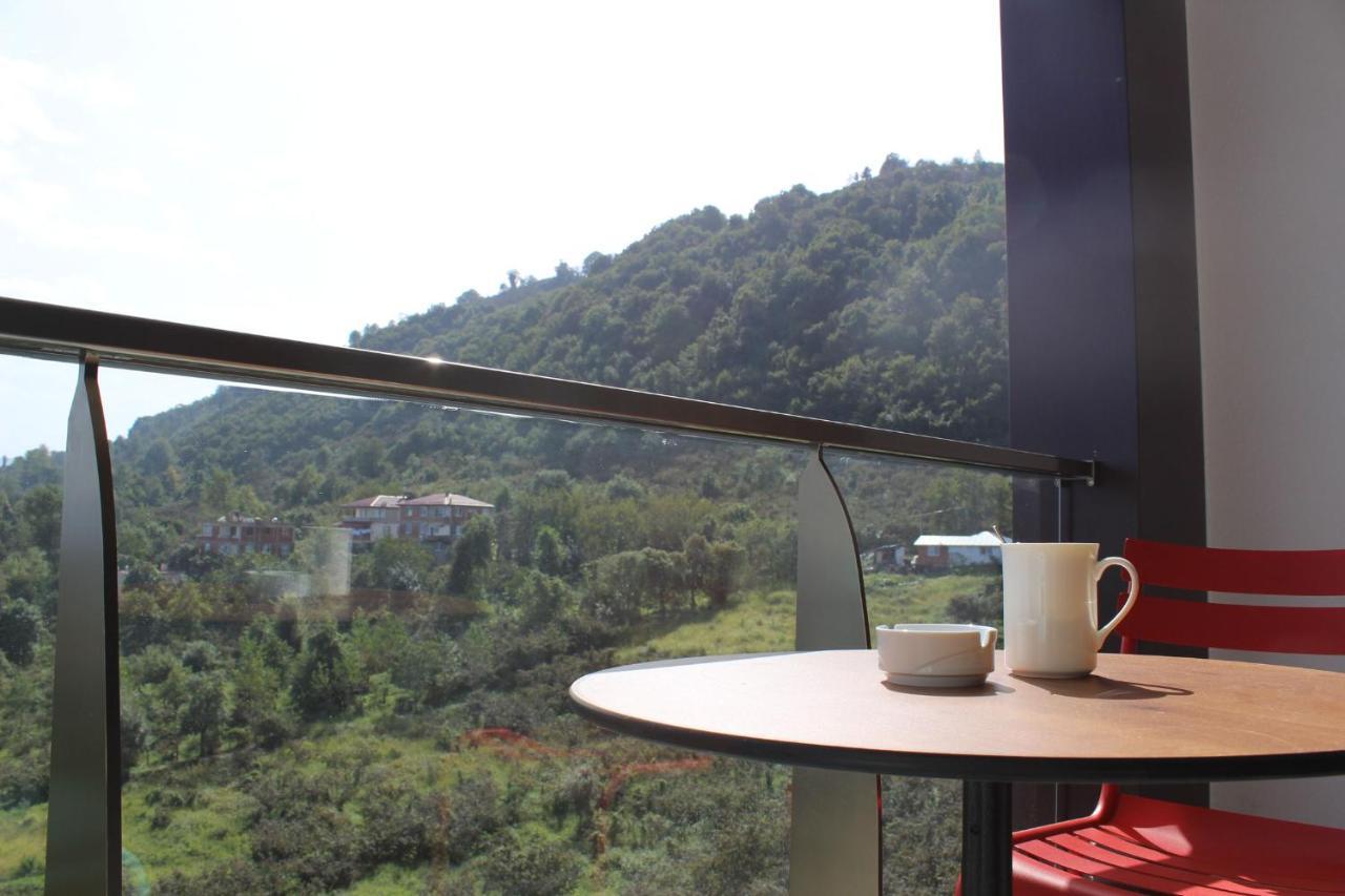 Hotel Ramada Giresun Piraziz Esterno foto